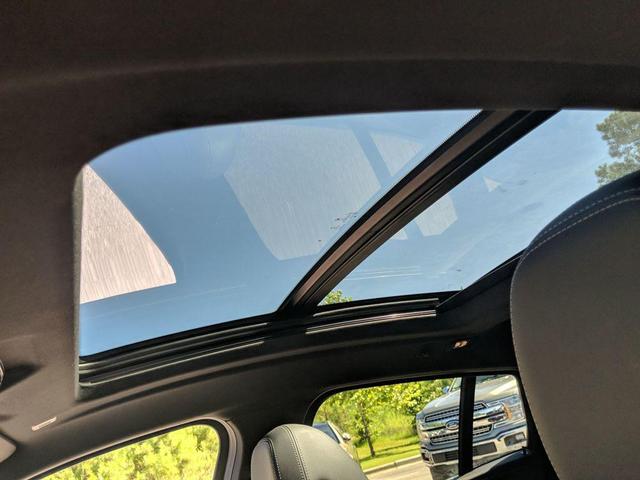 Photo of 2023 Carbon Black Metallic BMW X4