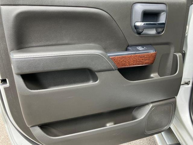 Photo of 2018 Quicksilver Metallic GMC Sierra 1500