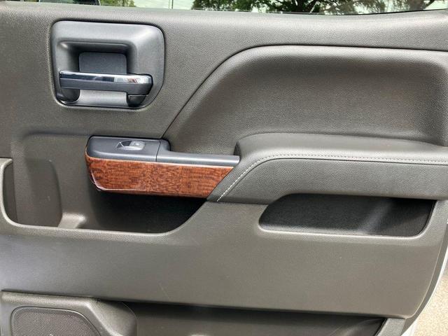 Photo of 2018 Quicksilver Metallic GMC Sierra 1500