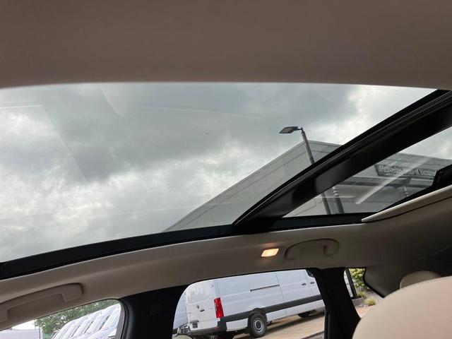 Photo of 2022 Majestic White INFINITI QX50