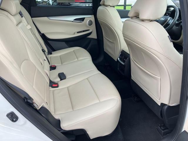 Photo of 2022 Majestic White INFINITI QX50