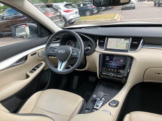 Photo of 2022 Majestic White INFINITI QX50