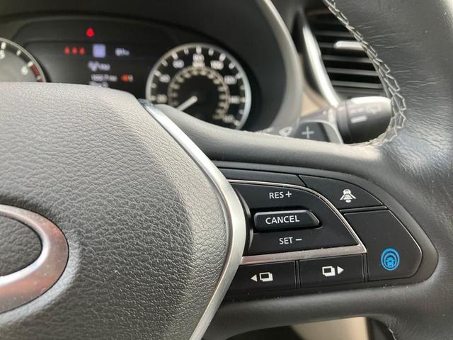 Photo of 2022 Majestic White INFINITI QX50