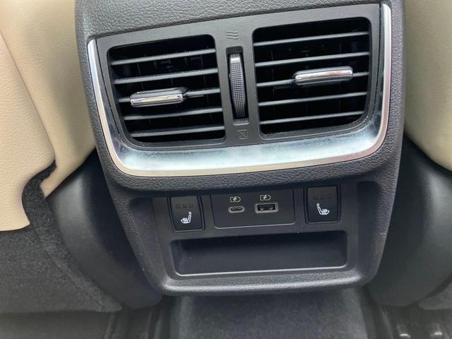 Photo of 2022 Majestic White INFINITI QX50