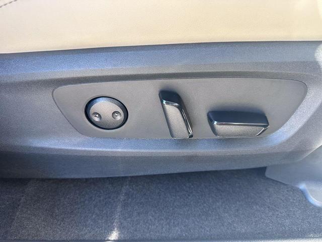 Photo of 2025 Mineral Black INFINITI QX60