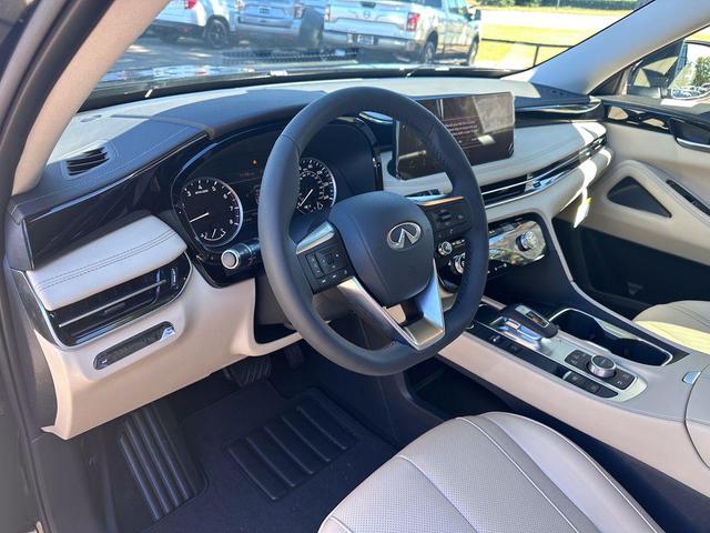 Photo of 2025 Mineral Black INFINITI QX60