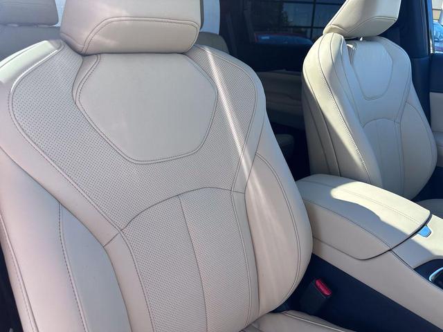 Photo of 2025 Mineral Black INFINITI QX60