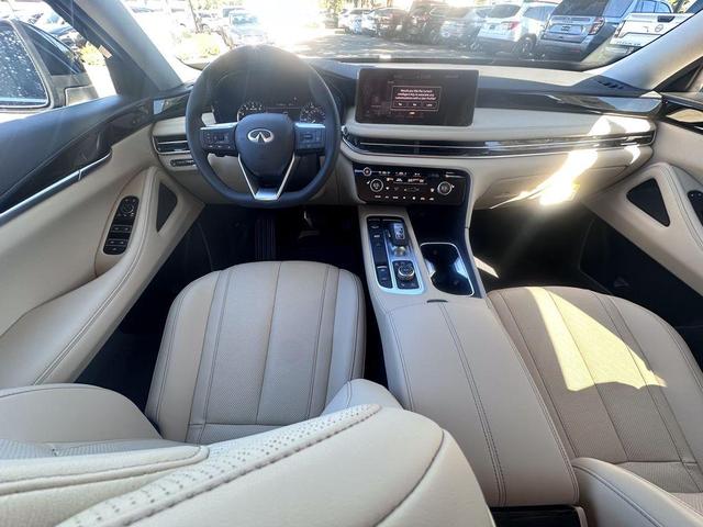 Photo of 2025 Mineral Black INFINITI QX60