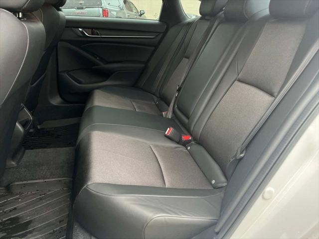 Photo of 2022 Platinum White Pearl Honda Accord