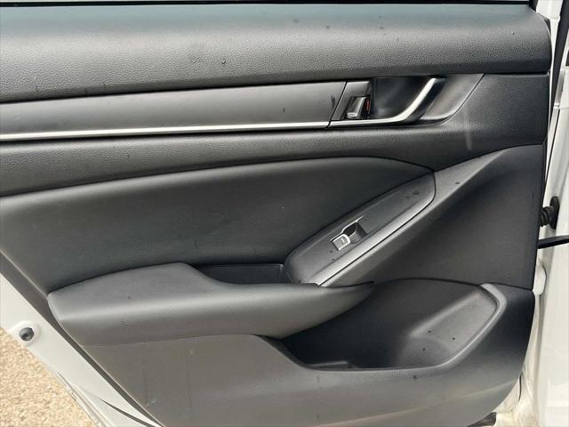 Photo of 2022 Platinum White Pearl Honda Accord