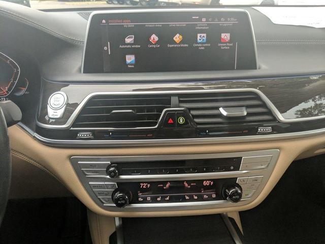 Photo of 2022 White Metallic BMW 740