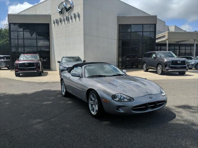 2000 Jaguar XK8