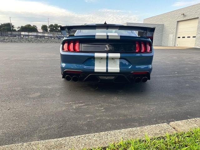 Photo of 2020 Blue Ford Shelby GT500