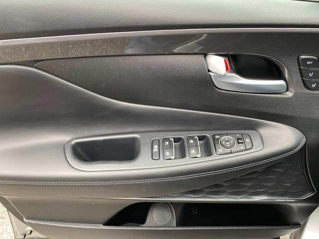 Photo of 2022 Shimmering Silver Hyundai SANTA FE