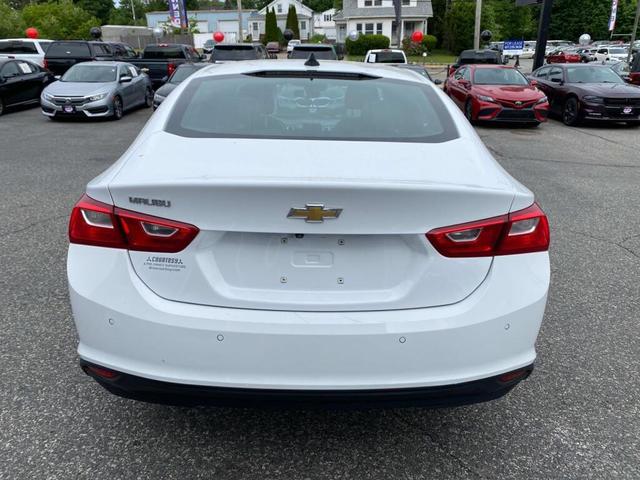 Photo of 2023 Summit White Chevrolet Malibu