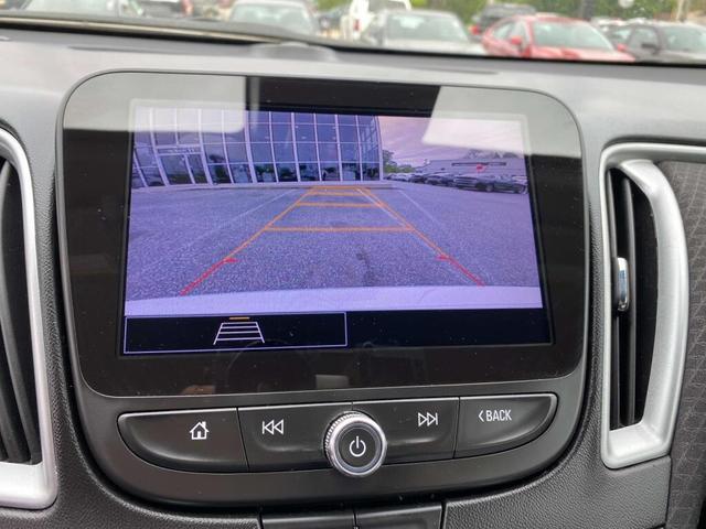 Photo of 2023 Summit White Chevrolet Malibu