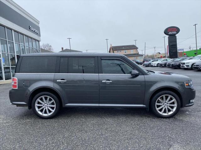 Photo of 2019 Magnetic Ford Flex