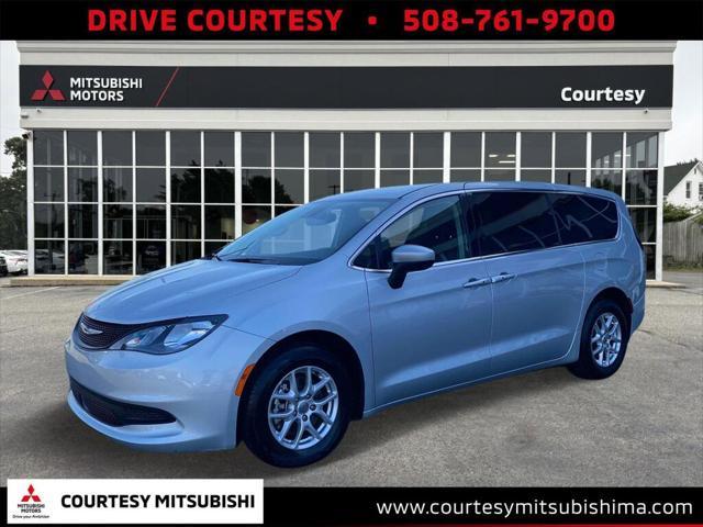 2023 Chrysler Voyager