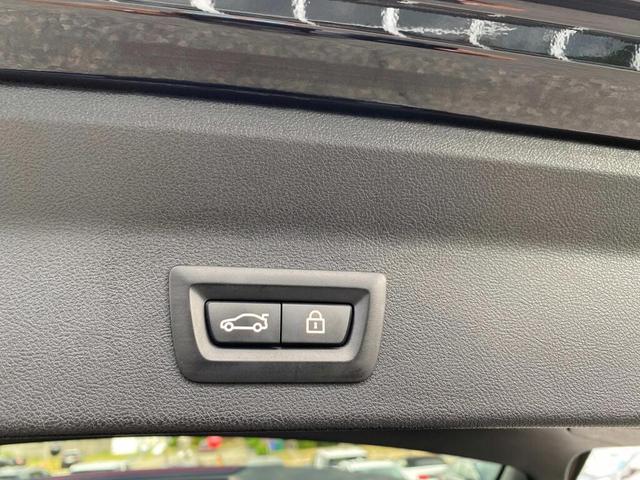Photo of 2023 Jet Black BMW X3
