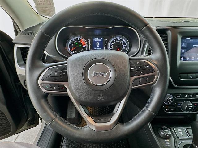Photo of 2019 Sting-Gray Clearcoat Jeep Cherokee