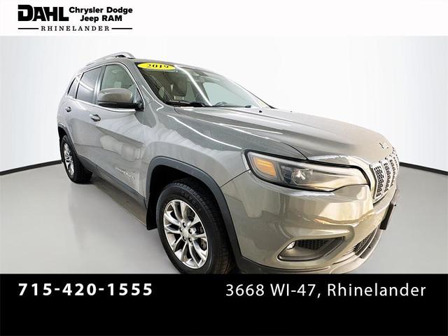 Photo of 2019 Sting-Gray Clearcoat Jeep Cherokee