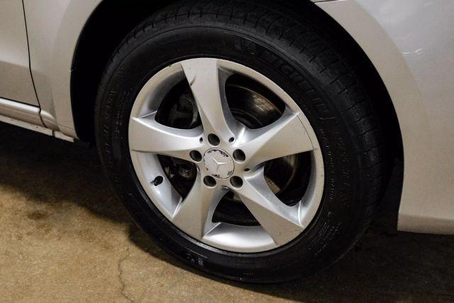 Photo of 2017 Silver Mercedes-Benz Metris