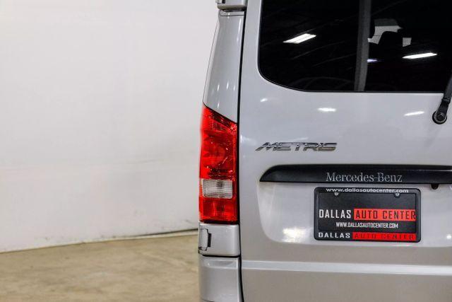 Photo of 2017 Silver Mercedes-Benz Metris