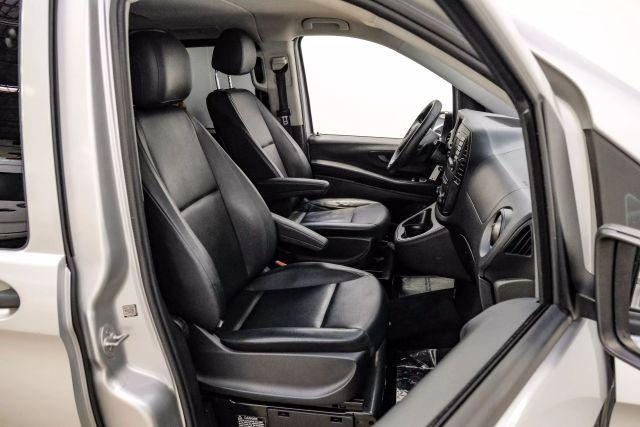 Photo of 2017 Silver Mercedes-Benz Metris