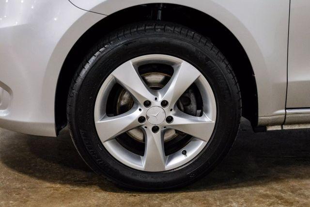 Photo of 2017 Silver Mercedes-Benz Metris