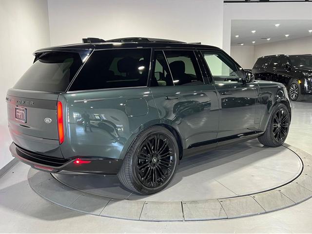 Photo of 2023 Belgravia Green Metallic Land Rover Range Rover