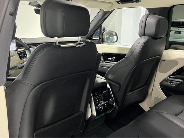 Photo of 2023 Belgravia Green Metallic Land Rover Range Rover