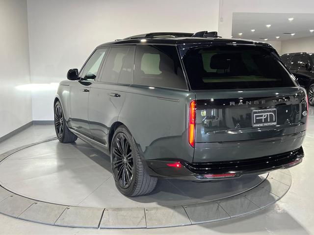 Photo of 2023 Belgravia Green Metallic Land Rover Range Rover