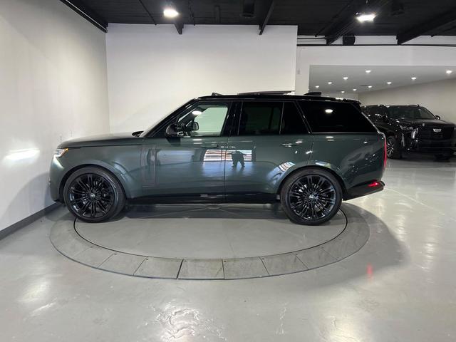 Photo of 2023 Belgravia Green Metallic Land Rover Range Rover