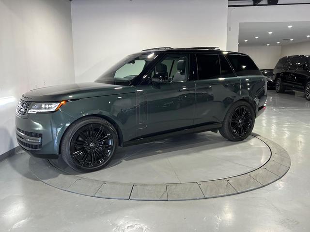 Photo of 2023 Belgravia Green Metallic Land Rover Range Rover