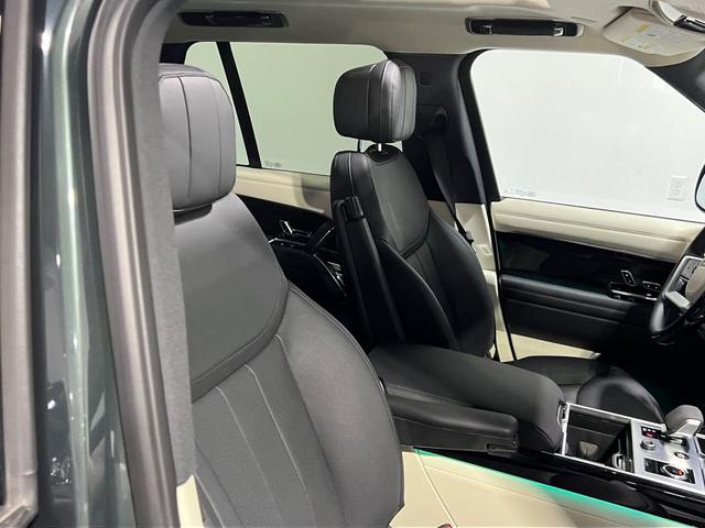 Photo of 2023 Belgravia Green Metallic Land Rover Range Rover