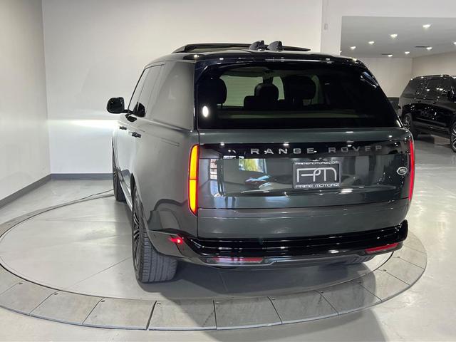 Photo of 2023 Belgravia Green Metallic Land Rover Range Rover