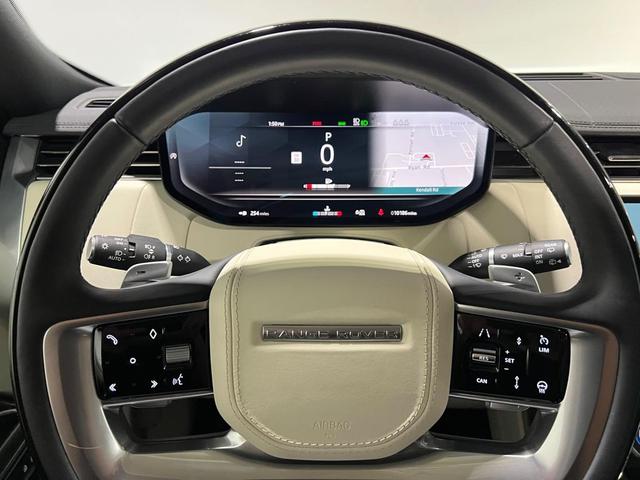 Photo of 2023 Belgravia Green Metallic Land Rover Range Rover