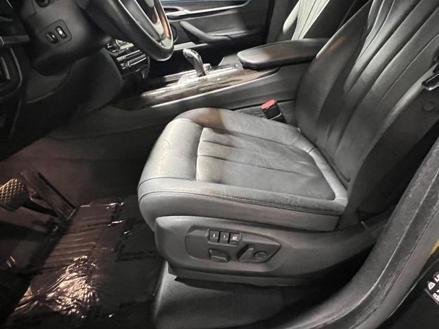 Photo of 2018 Black Sapphire Metallic BMW X5