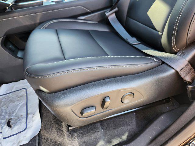 Photo of 2025 Ebony Twilight Metallic GMC Acadia
