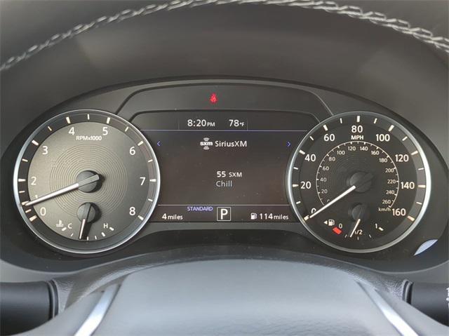 Photo of 2025 White INFINITI QX50