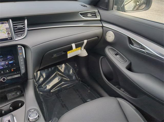 Photo of 2025 Obsidian INFINITI QX50