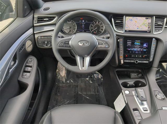 Photo of 2025 Obsidian INFINITI QX50