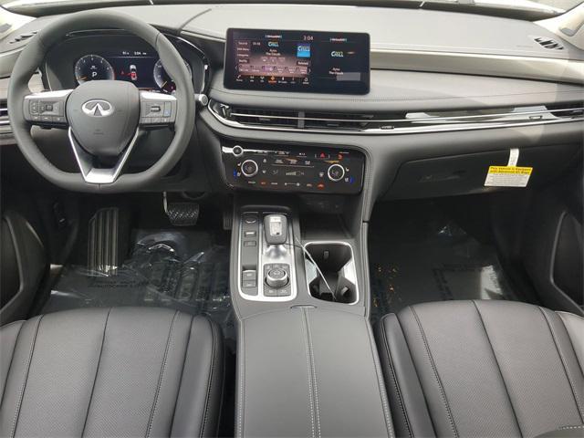 Photo of 2025 Majestic White INFINITI QX60