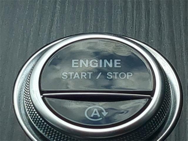 Photo of 2024 Polar White Mercedes-Benz C-Class