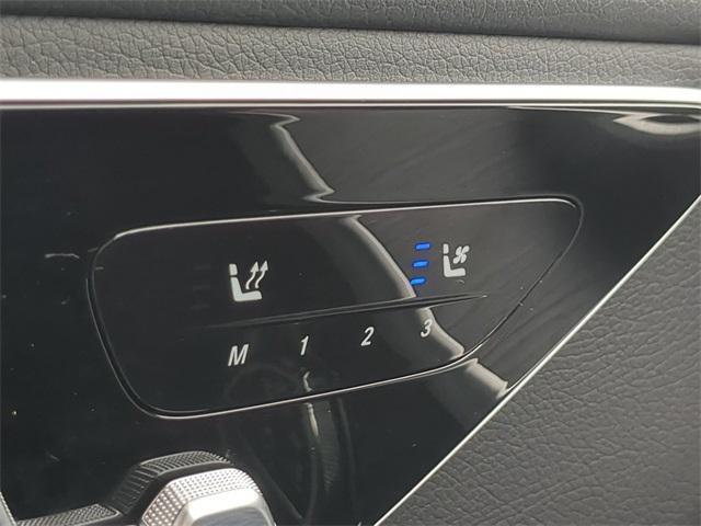 Photo of 2024 Polar White Mercedes-Benz C-Class