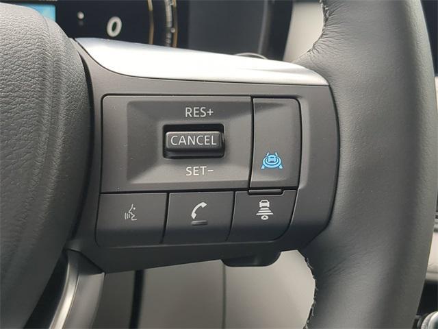 Photo of 2026 Radiant White INFINITI QX60