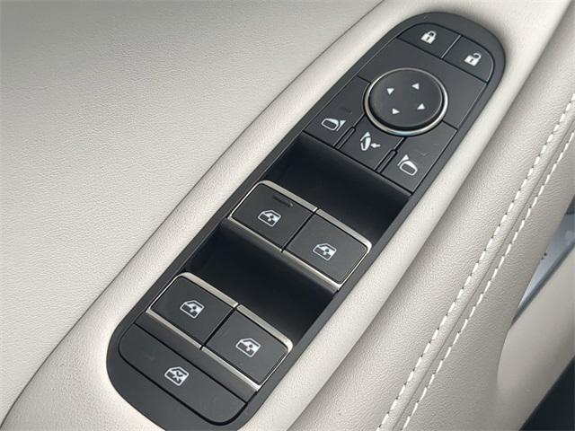 Photo of 2026 Radiant White INFINITI QX60