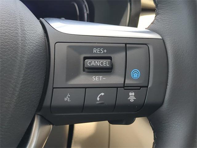 Photo of 2025 Majestic White INFINITI QX60