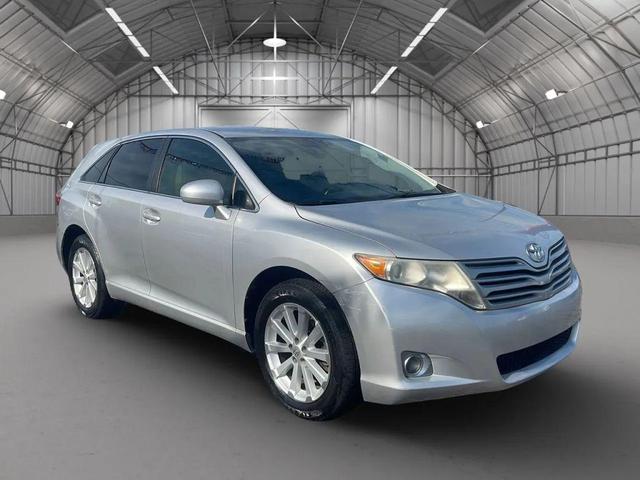 Photo of 2009 Classic Silver Metallic Toyota Venza