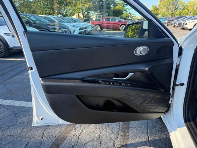 Photo of 2023 Serenity White Pearl Hyundai ELANTRA
